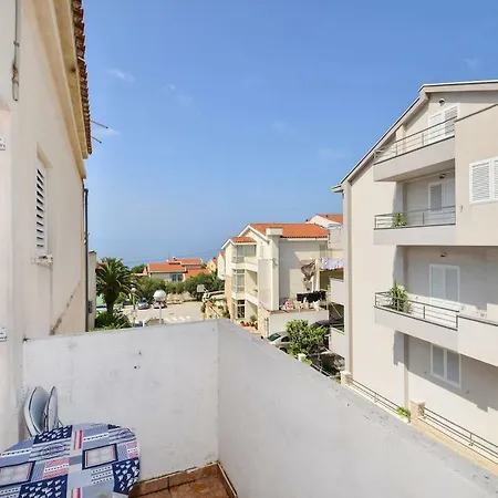 Capital Blue Moon Makarska