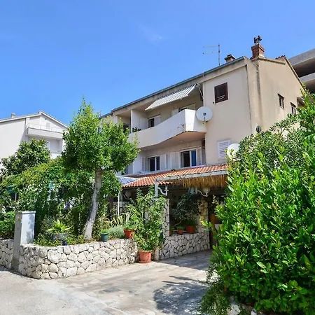 Capital Blue Moon Makarska