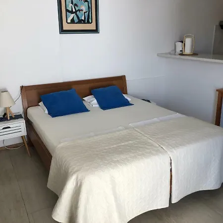 Capital Blue Moon Makarska