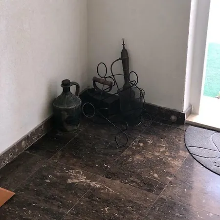 Capital Blue Moon Apartment *
